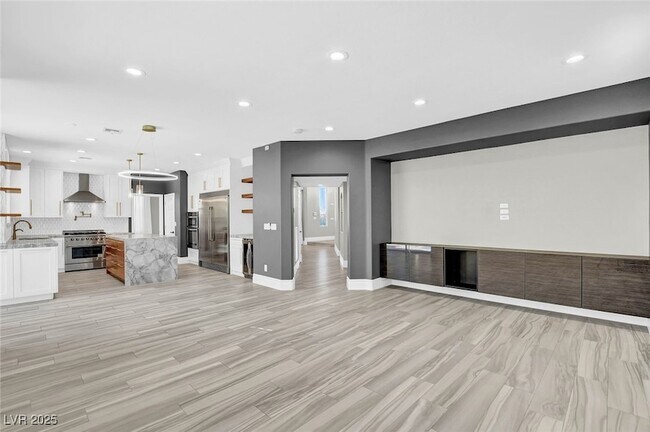 Building Photo - 9704 Cameo Rose Ln