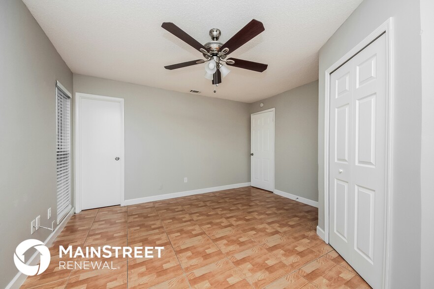 Building Photo - 516 Elkwood Ct