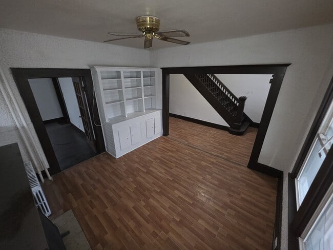 Building Photo - 3714 S Salina St