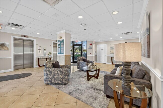 Building Photo - 10680 S Ocean Dr