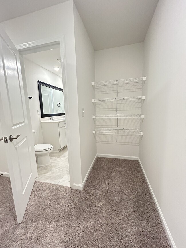 Building Photo - 3854 Cobbler Ct