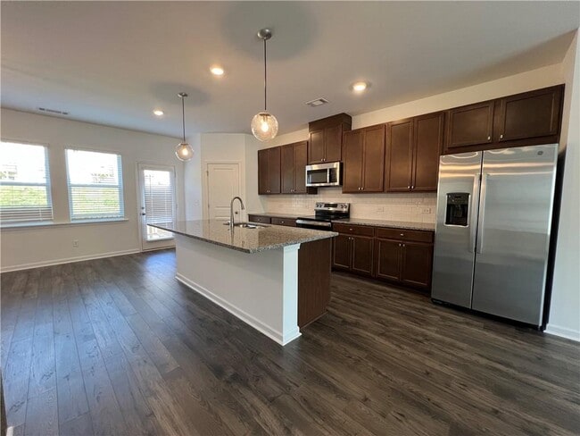 Building Photo - 3188 Esatham Run Dr