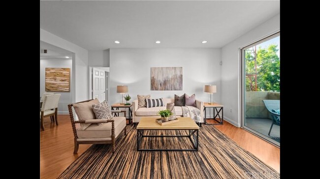 Building Photo - 5703 Laurel Canyon Blvd