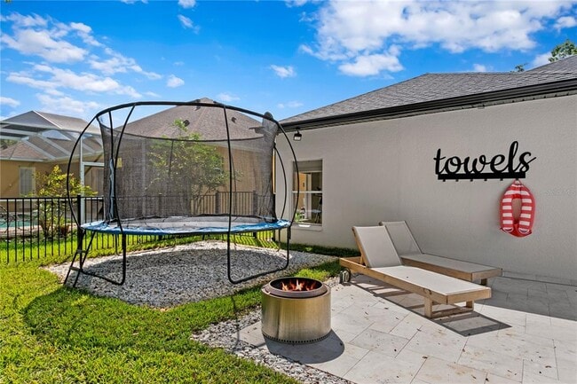 Building Photo - 2107 Branch Hill St