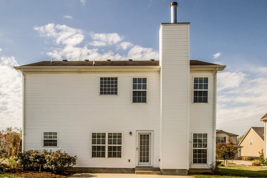 Building Photo - 310 Sarava Ln