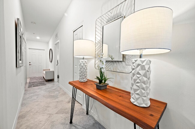 Building Photo - 15950 Grassland Ln