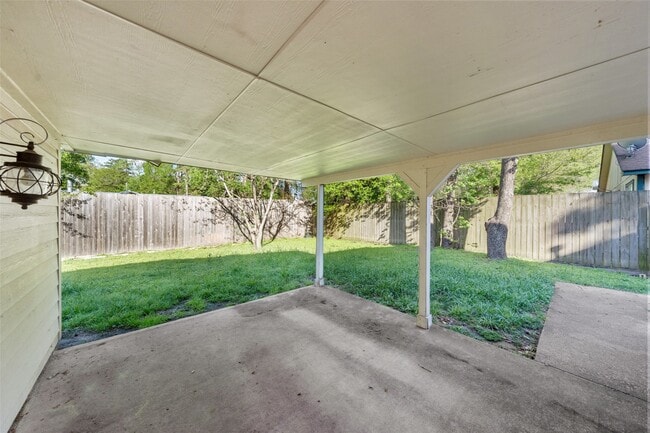 Building Photo - 22906 Black Willow Dr