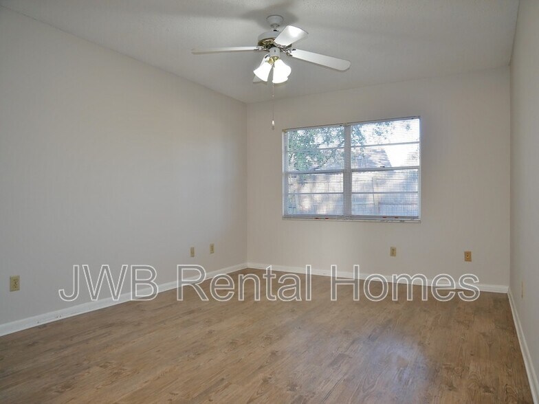 Building Photo - 3583 Grassy Ride Dr