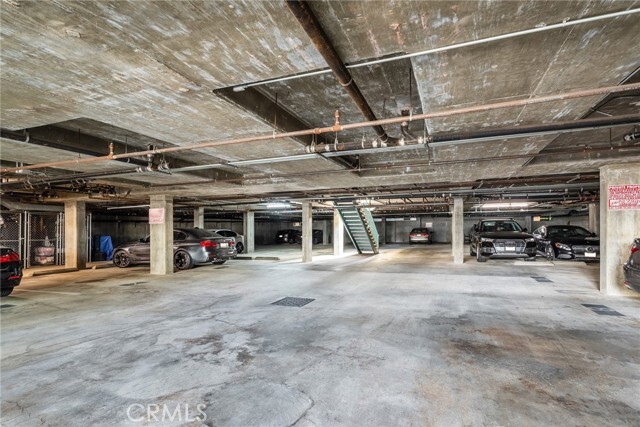 Building Photo - 1224 Stanley Ave