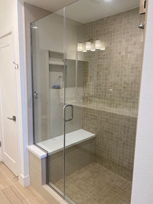 Building Photo - 16291 Gellatt Ct