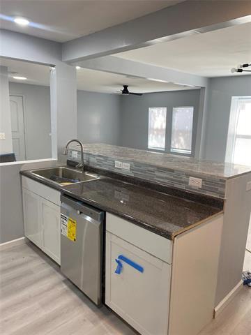 Building Photo - 1206 Red Bud St