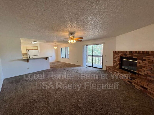 Building Photo - 2721 N Walnut Hills Dr