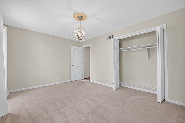 Building Photo - 5310 Indigo St