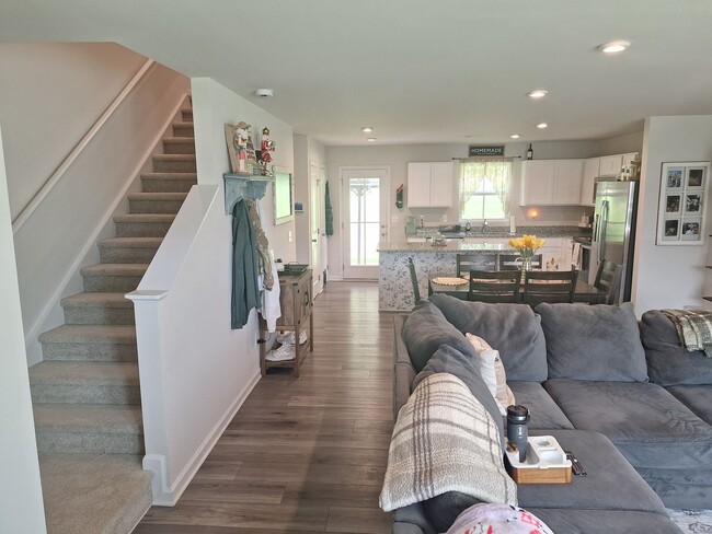 Building Photo - Outstanding Four Bedroom Home Less Than 10...