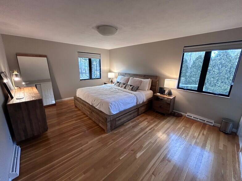 Building Photo - 44 Marla Cir