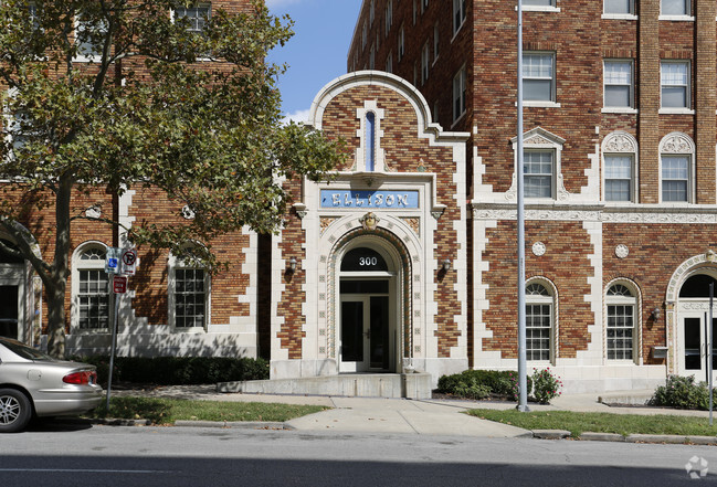 Building Photo - Ellison Apartments