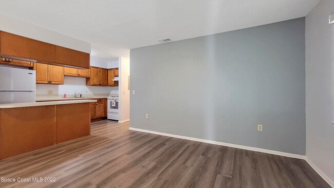 Building Photo - 1358 Westover St