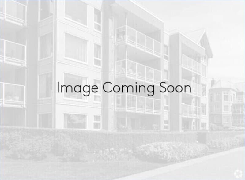 Building Photo - Lakeshore Villas