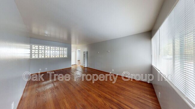 Primary Photo - 2429-2429 Humboldt Ave
