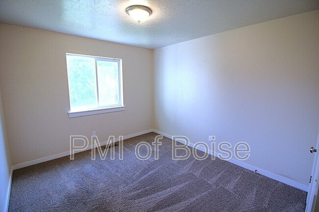 Building Photo - 3766 S Barletta Way