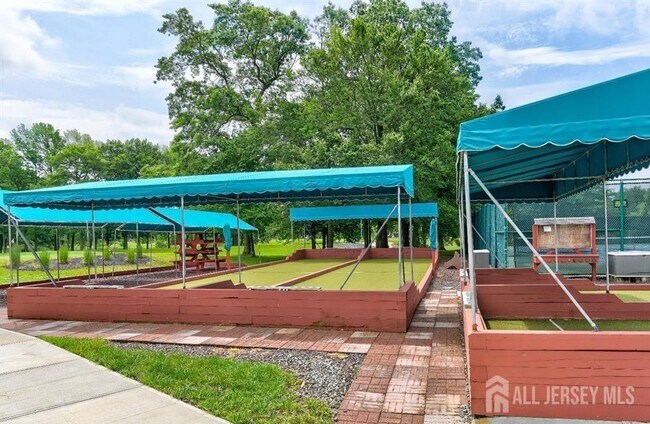 Building Photo - 278 Crosse Dr