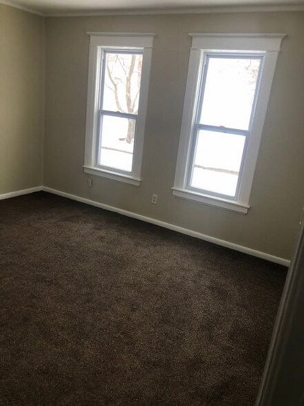 Building Photo - 1304 Forbes St