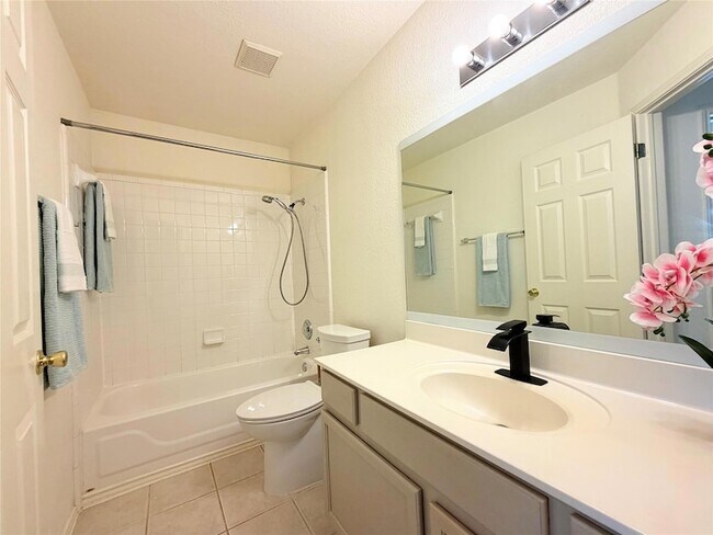 Building Photo - 9802 Copper Creek Dr