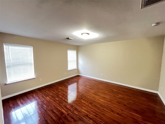 Building Photo - 29551 S Legends Bend Dr