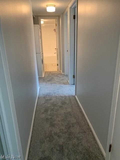 Building Photo - 6995 Carriage Hill Dr