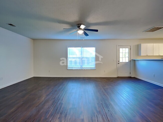 Building Photo - 223 Eagle Ridge Rd