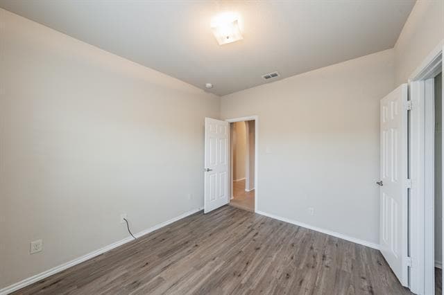 Building Photo - 643 Alexander St