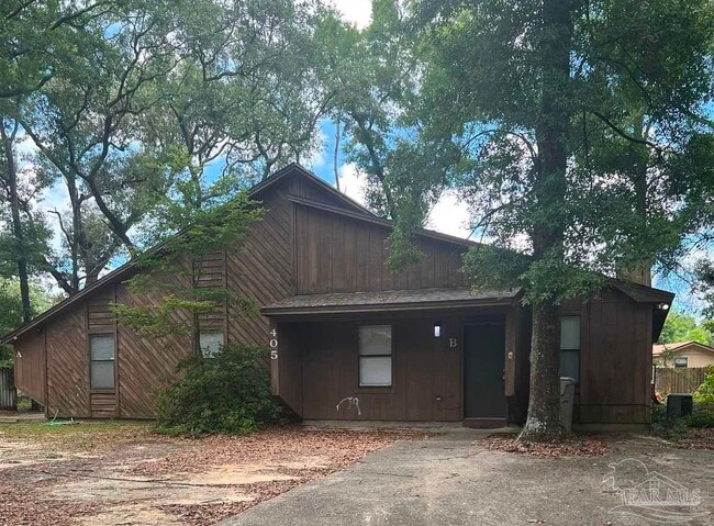 Primary Photo - 405 Deborah Ln