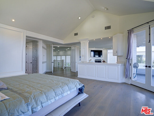 Building Photo - 7800 Veragua Dr