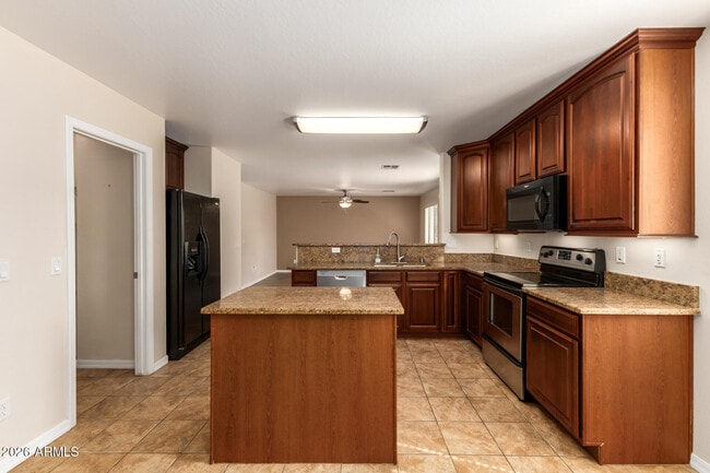 Building Photo - 3335 W La Salle St