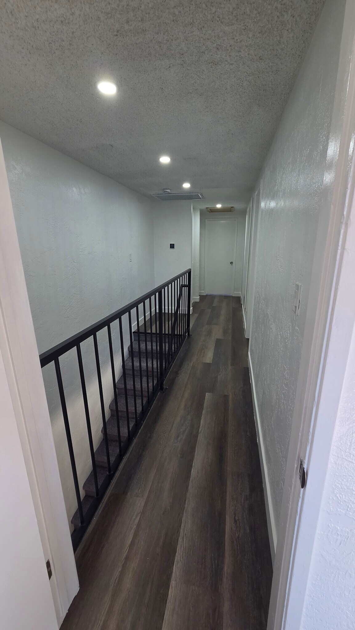 Building Photo - 25832 Cypress St