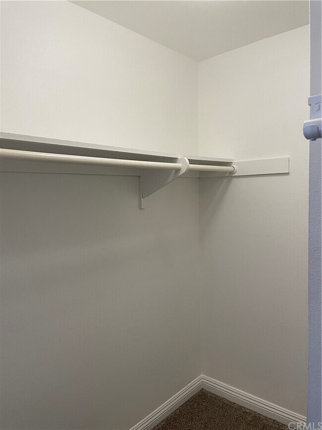 Building Photo - 139 Sinclair Ave