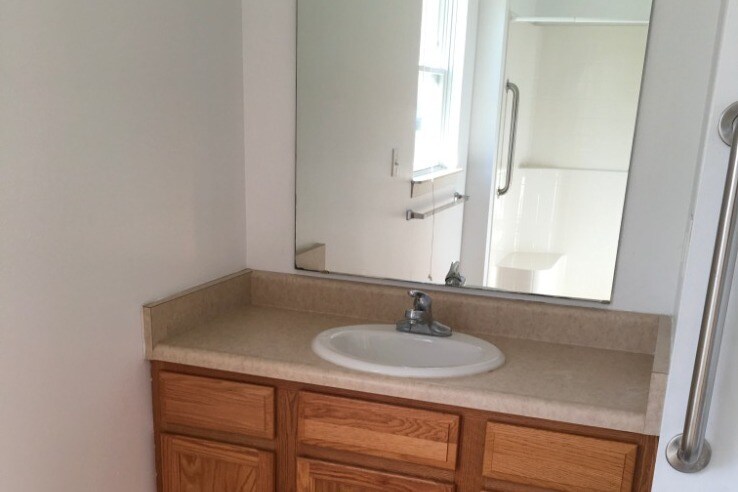 Building Photo - 211 W Mill St