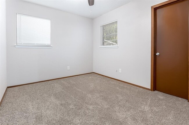 Building Photo - 14881 Tye Brumley St