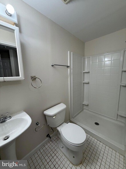 Building Photo - 10106 Garden Valley Ct