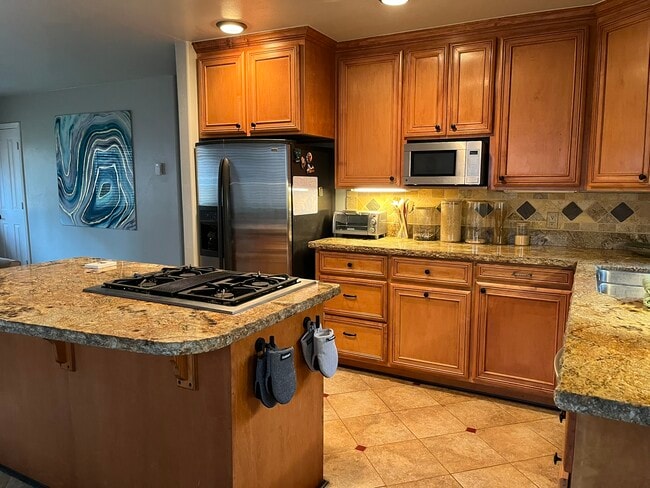 Building Photo - 3361 Heavenly Valley Rd