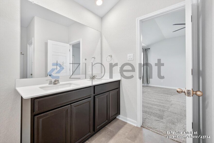 Building Photo - 4540 Appaloosa Crst