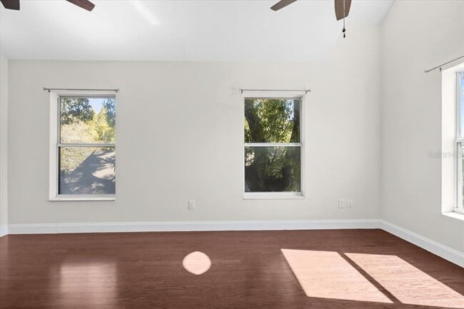 Building Photo - 2327 4th Ave N