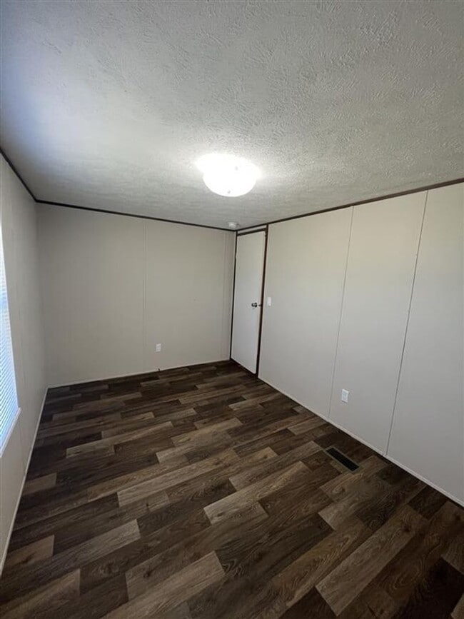 Building Photo - 142 County Road 5516