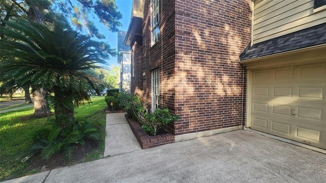 Building Photo - 4543 Westray Dr