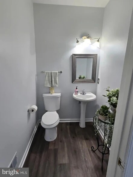 Building Photo - 25415 Morse Dr