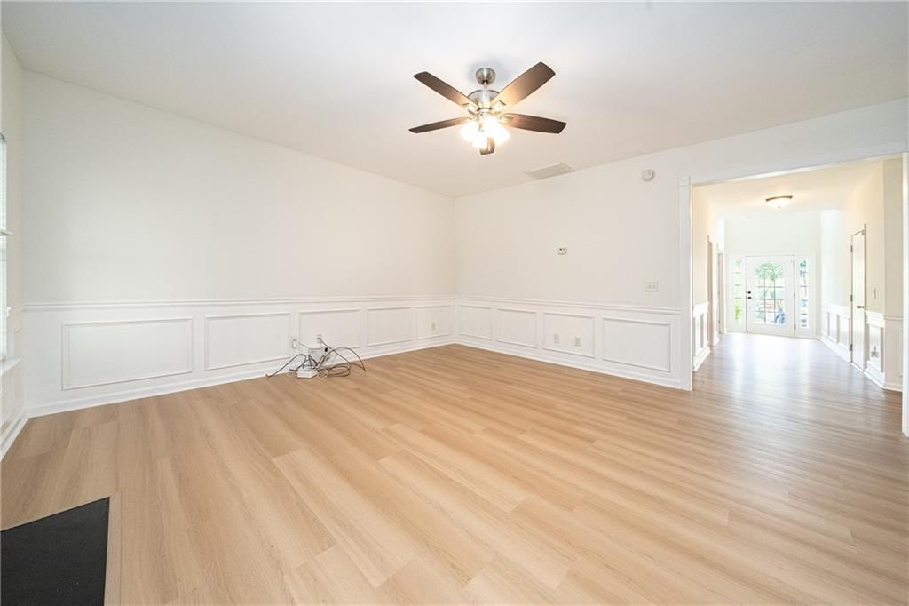 Building Photo - 715 Moonlight Way