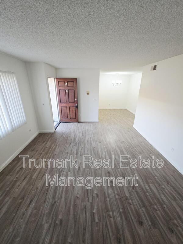 Building Photo - 553 E Orange Grove Ave