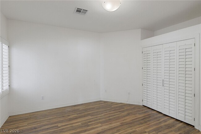 Building Photo - 8133 Horizon Lake Dr
