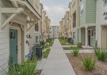 Building Photo - 831 Sunburst Wy