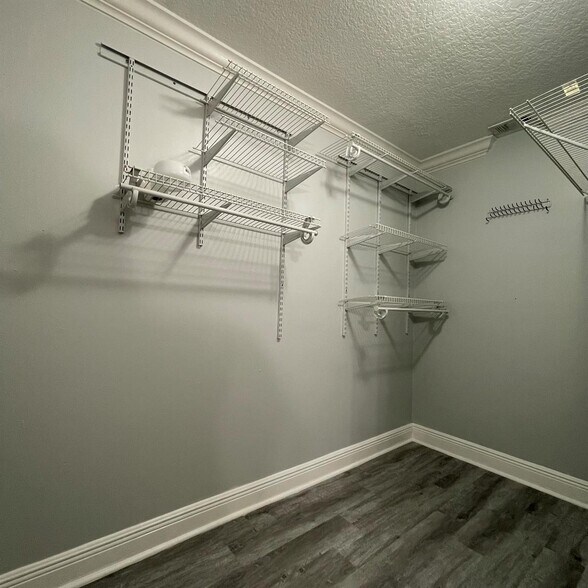 Building Photo - 3427 NW 47th Ave